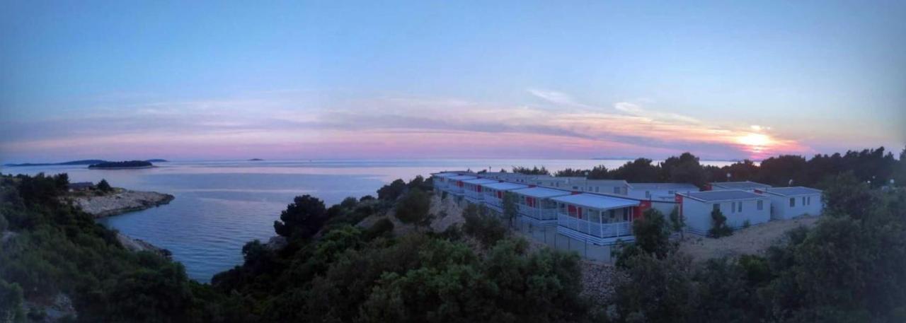 Apartmani Zmiric Primošten Zewnętrze zdjęcie